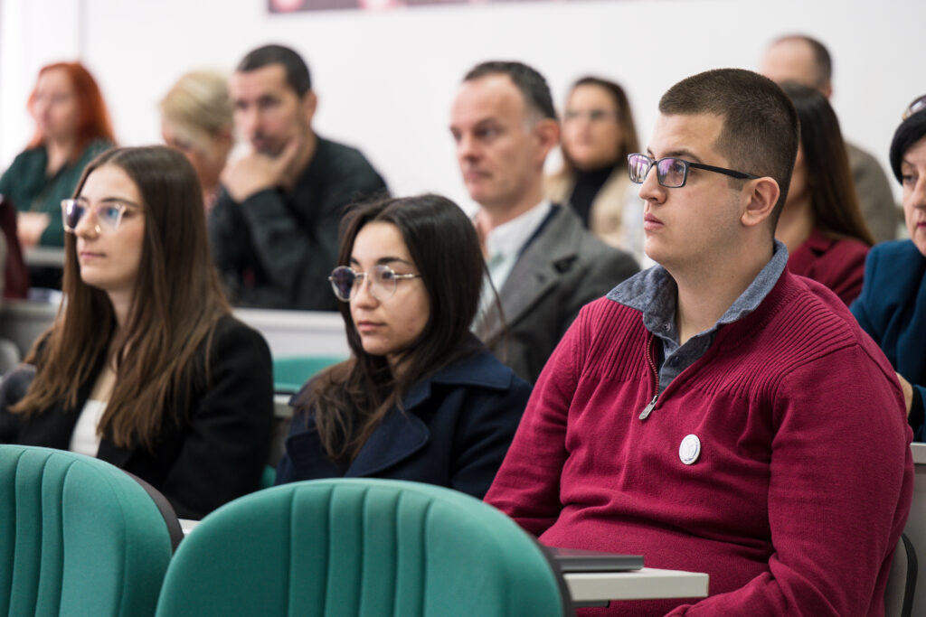 Работилница: Јавни веб-сајтови достапни за сите