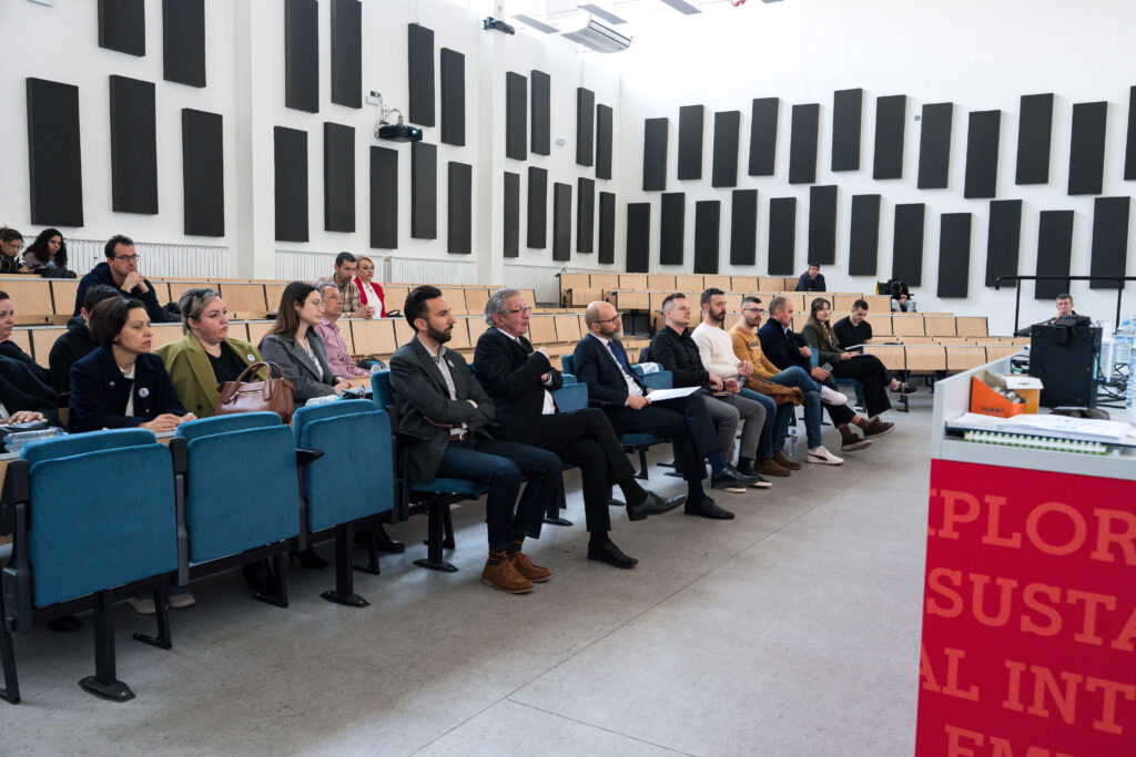 Тркалезна маса: Дигитална пристапност и инклузивен дигитален развој во Северна Македонија