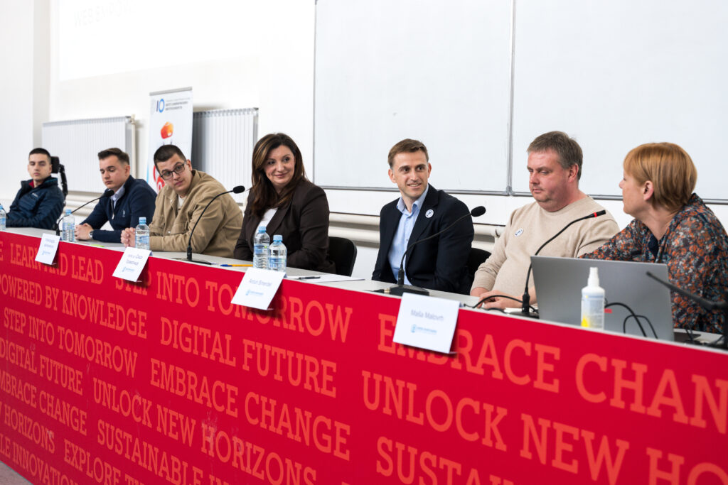 Тркалезна маса: Дигитална пристапност и инклузивен дигитален развој во Северна Македонија